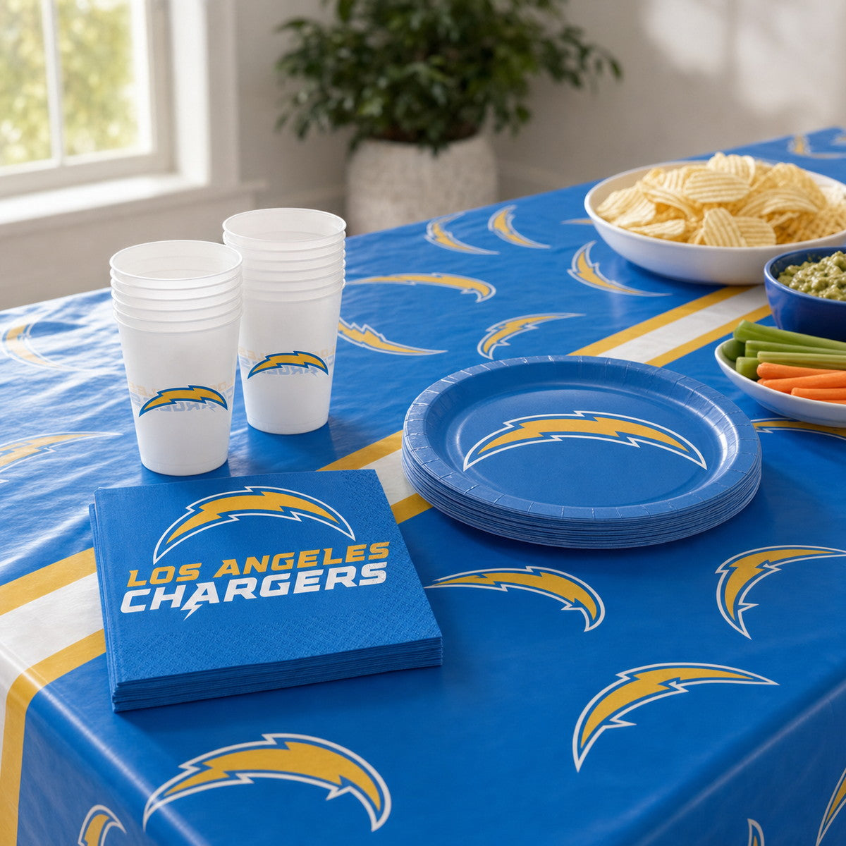 96/Case Bulk Los Angeles Chargers 20 oz Plastic Cups
