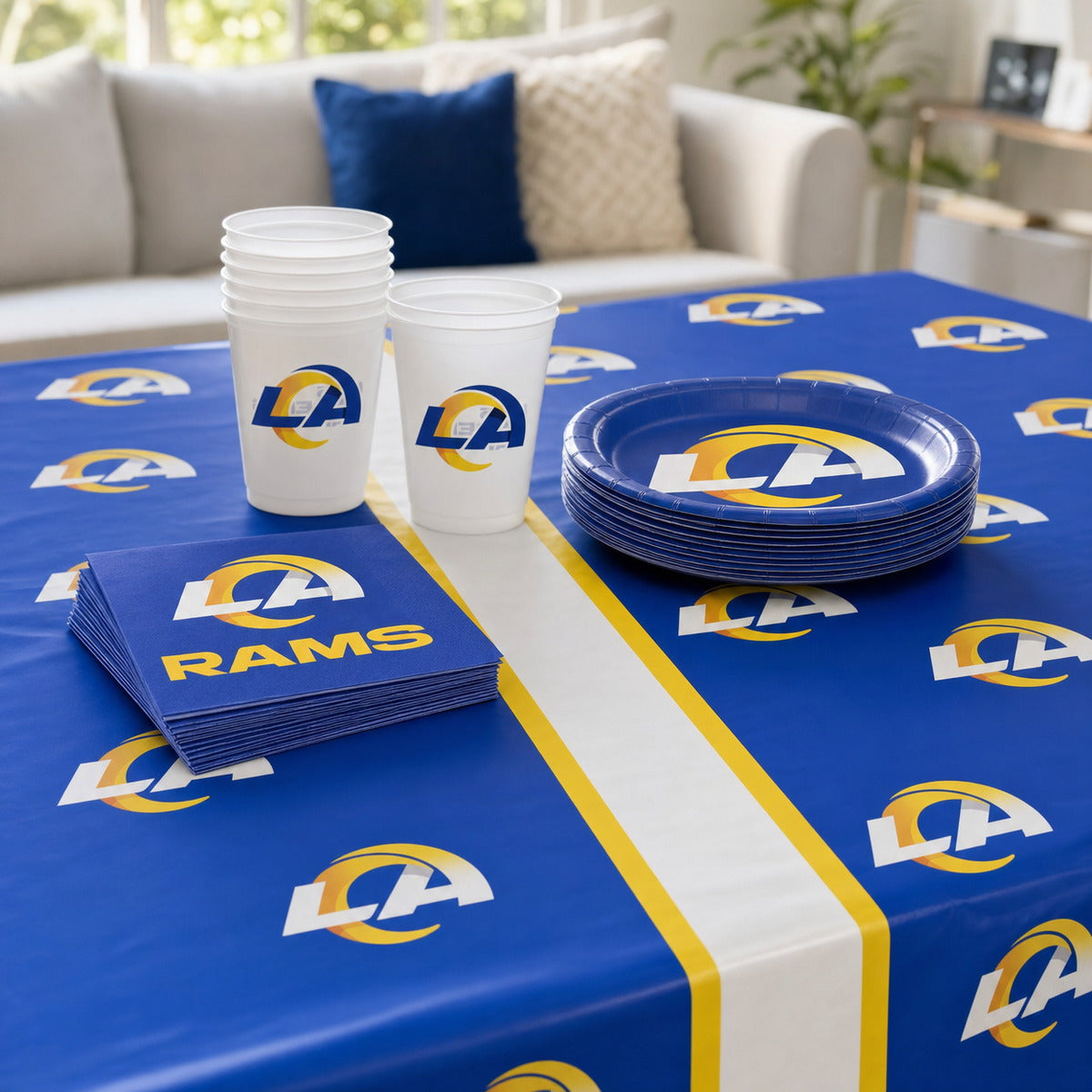 96/Case Bulk Los Angeles Rams 20 oz Plastic Cups