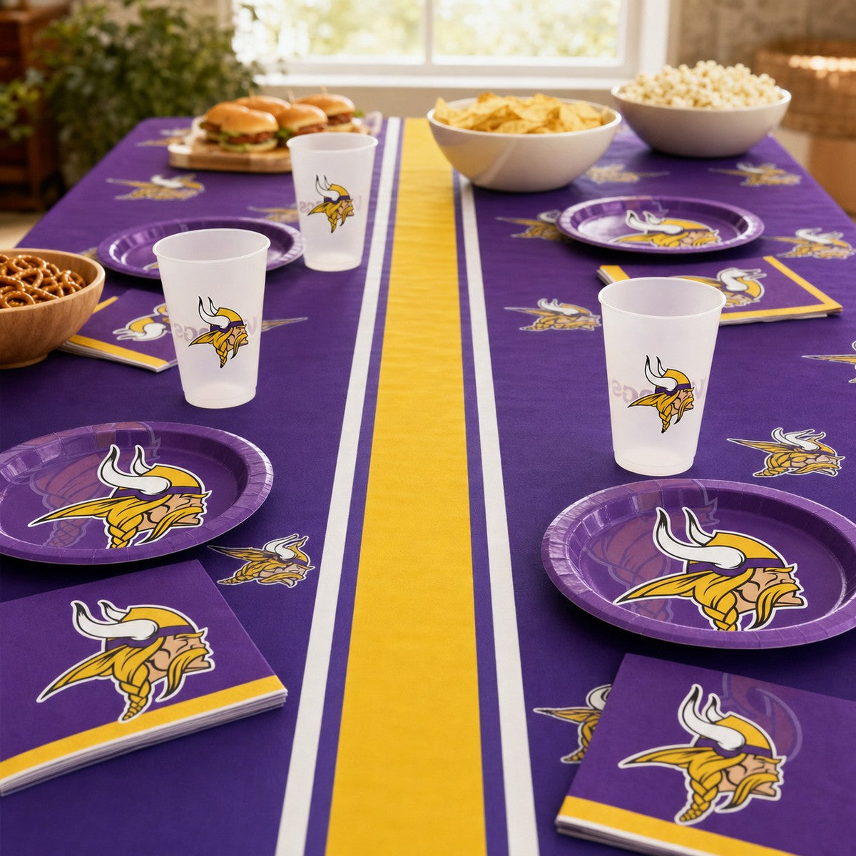 96/Case Bulk Minnesota Vikings 20 oz Plastic Cups