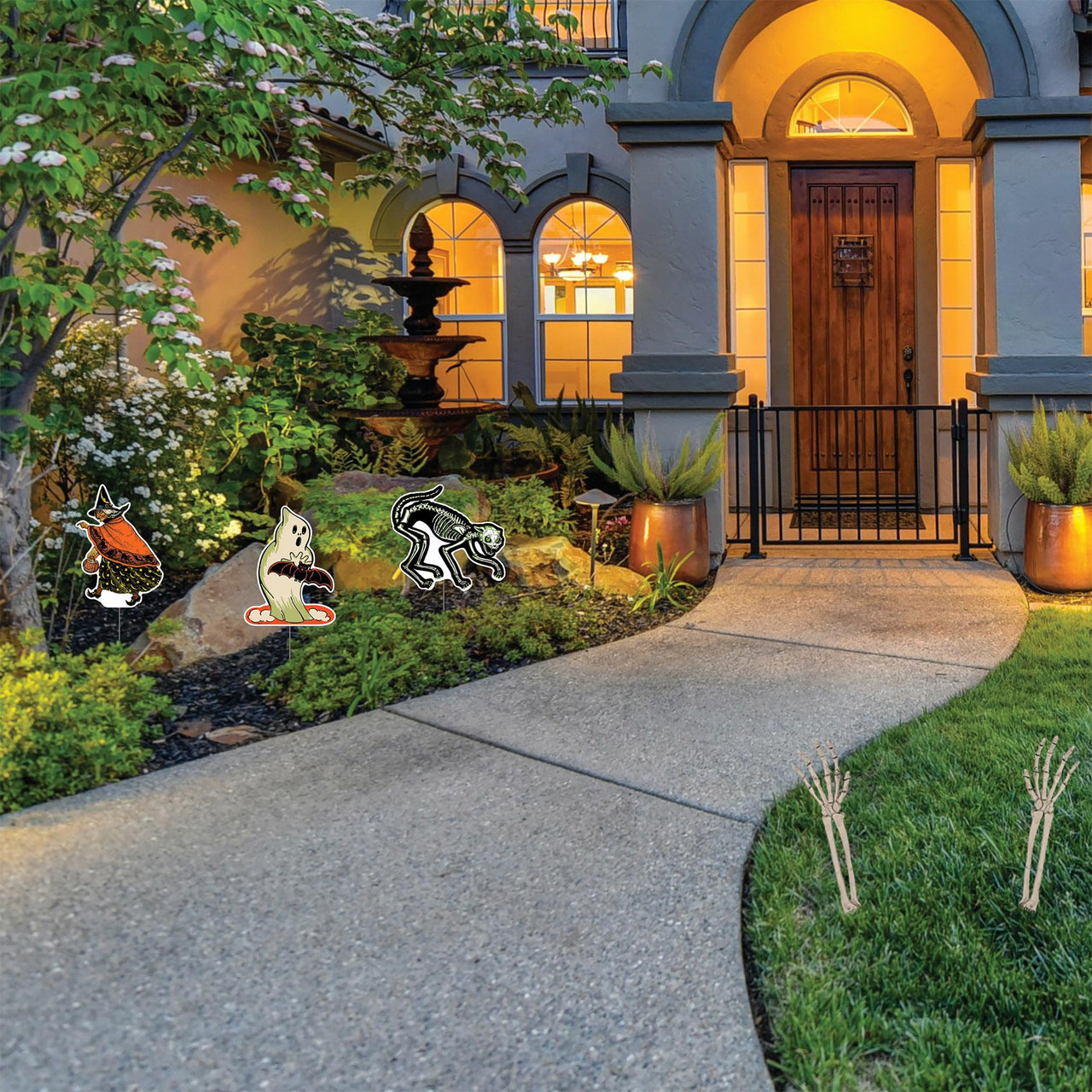 Beistle Plastic Skeleton Hand Yard Stakes